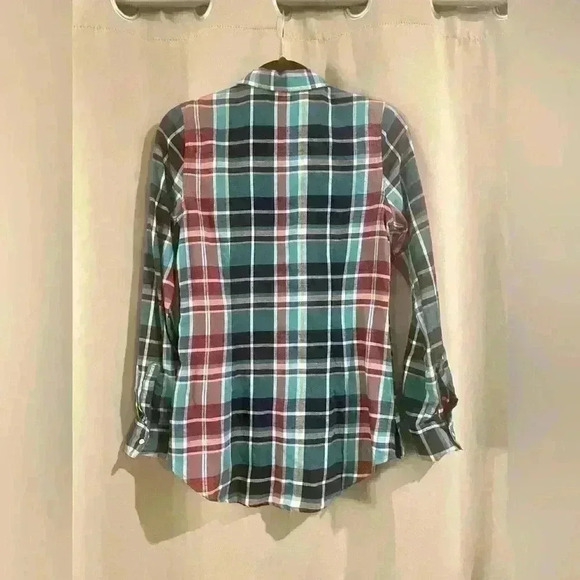 Women’s Plaid Maurice’s Button-Down - Picture 2 of 6